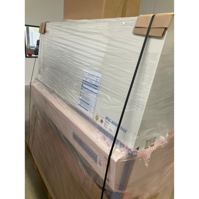 Thermo Scientific MSC Advantage 1.5m BSC Sicherheitswerkbank (11.2011)