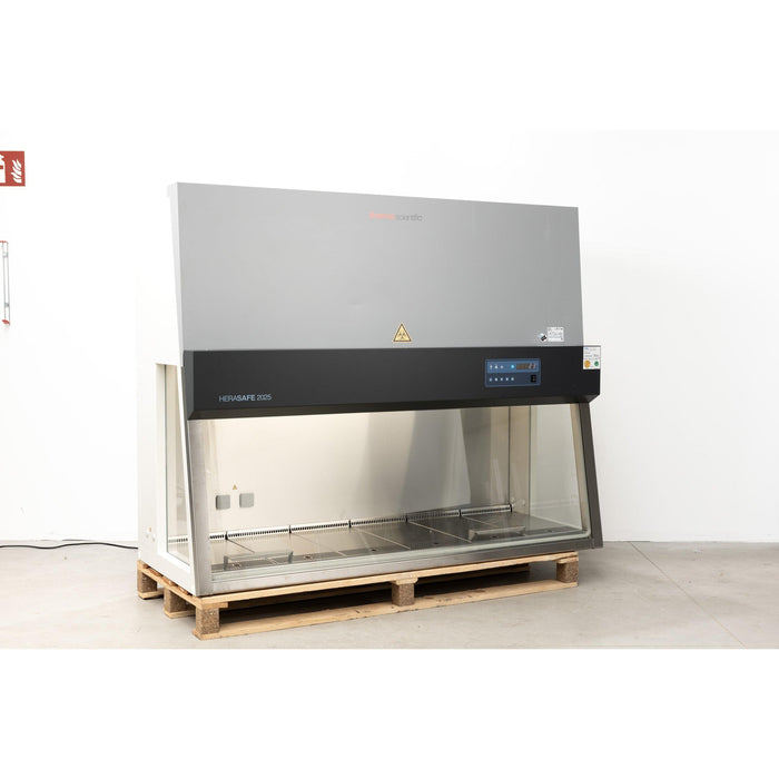 Thermo Scientific Herasafe 2025 1.8m BSC Sicherheitswerkbank (NEUWERTIG) (02.2023)