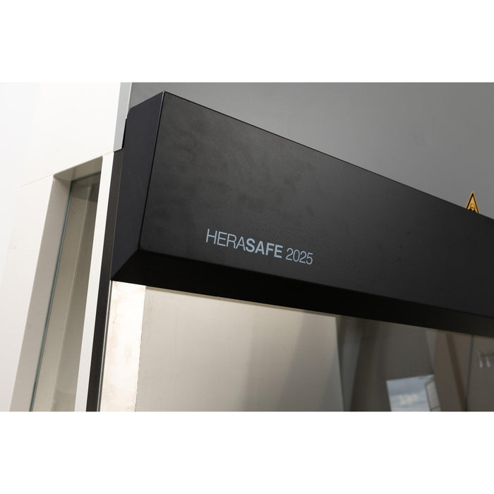 Thermo Scientific Herasafe 2025 1.8m BSC Sicherheitswerkbank (NEUWERTIG) (02.2023)