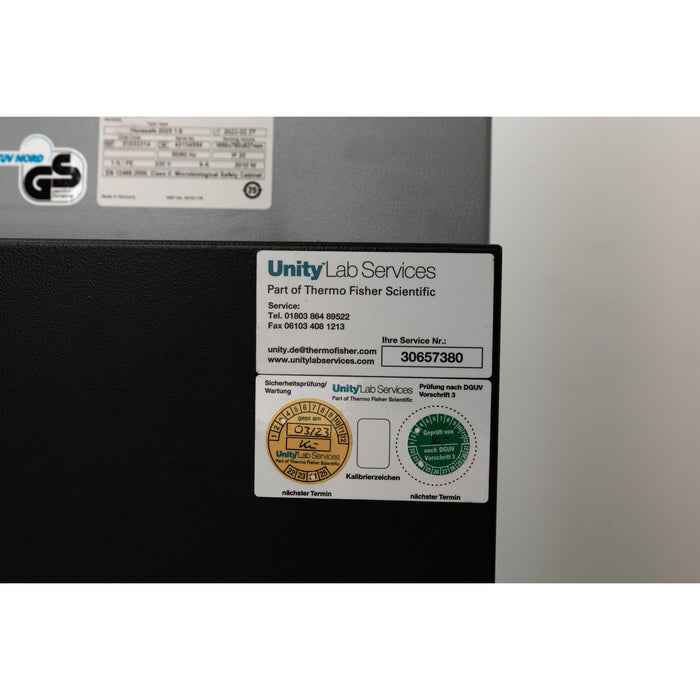 Thermo Scientific Herasafe 2025 1.8m BSC Sicherheitswerkbank (NEUWERTIG) (02.2023)