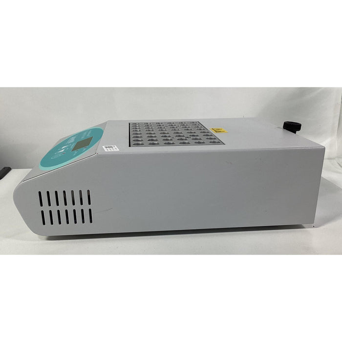 Trockenblockthermostat Labnet Accublock Dry Bath 48x 1,5/2,0mL (2014)