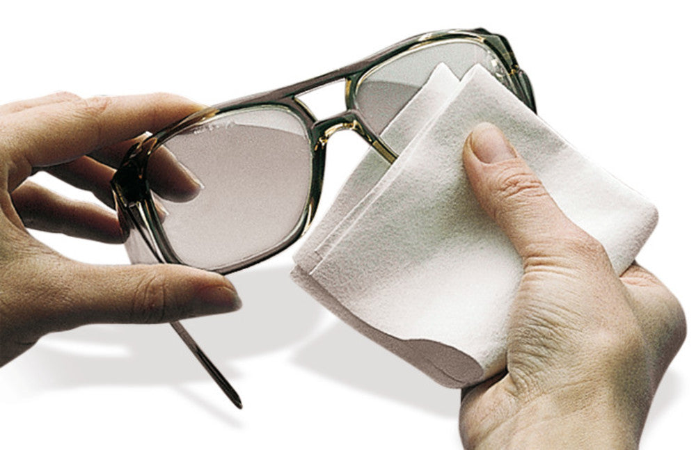 Mikrofasertücher zur streifenfreien Reinigung von Brillen