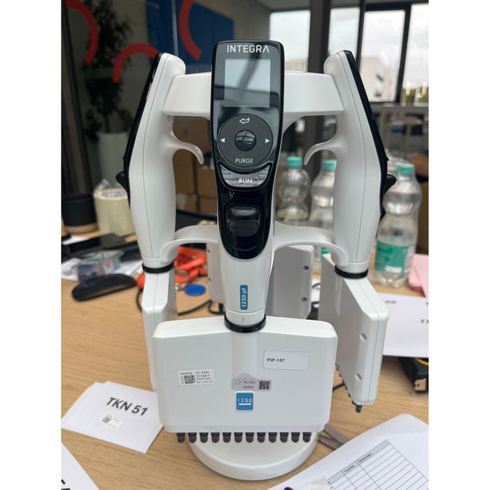 Integra 12-Kanal VIAFLO 1250 µL Mehrkanalpipette