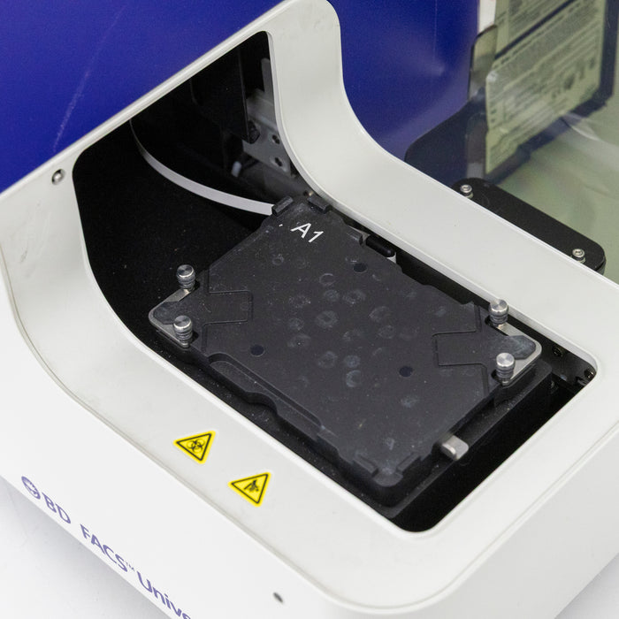 BD FACSVerse – 3-Laser Flow Cytometer with BD FACS Universal Loader