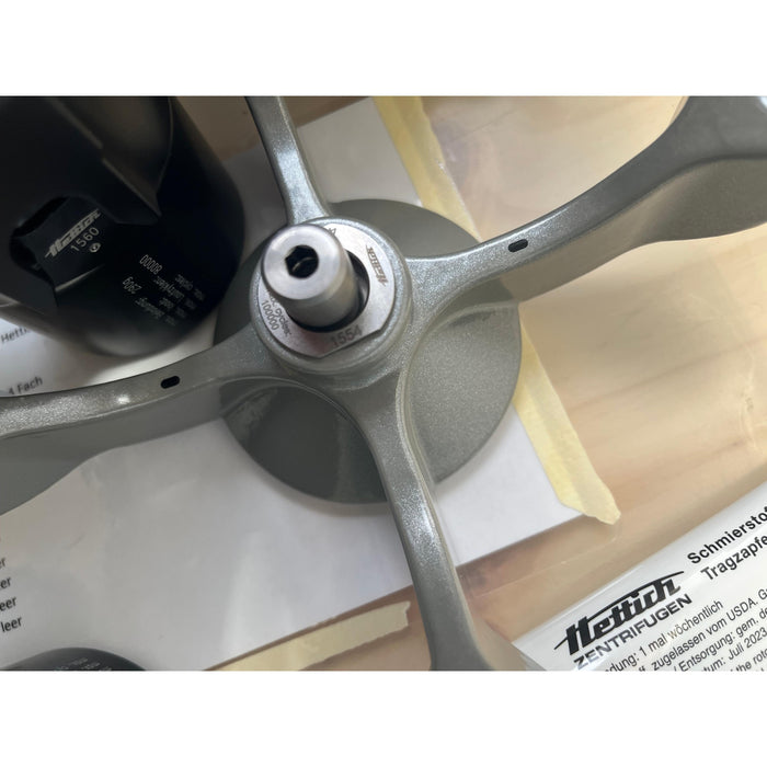 Hettich Universal 320 R Tischzentrifuge mit Ausschwingrotor 1460 und Ausschwingrotor 1554