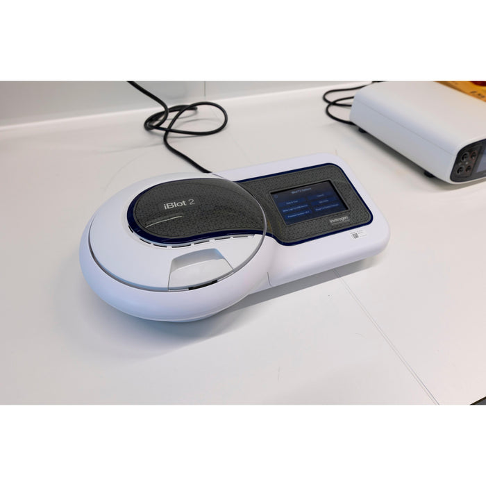 Invitrogen iBlot 2 Gel Transfer Device