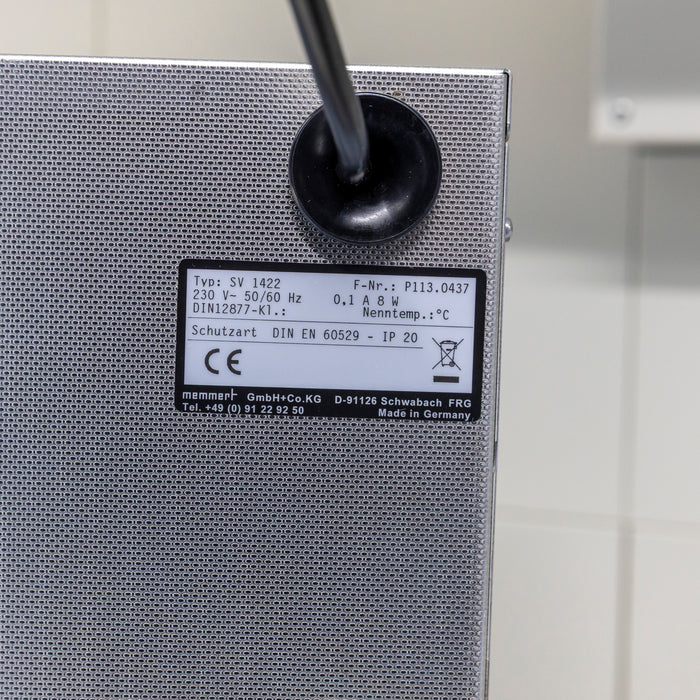 Memmert WNB 14 + Shaking Attachment SV 1422