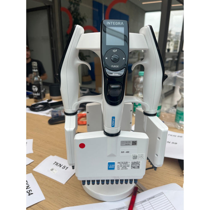 Integra 12-Kanal VIAFLO 1250 µL Mehrkanalpipette