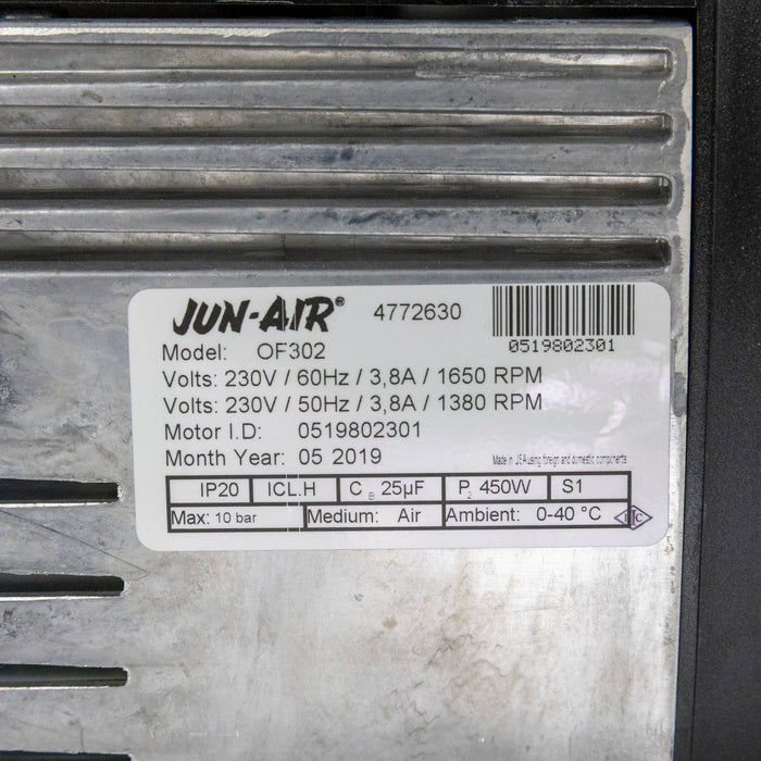 Jun-Air OF302 – Oil-Free Piston Compressor Unit with 15 L Tank