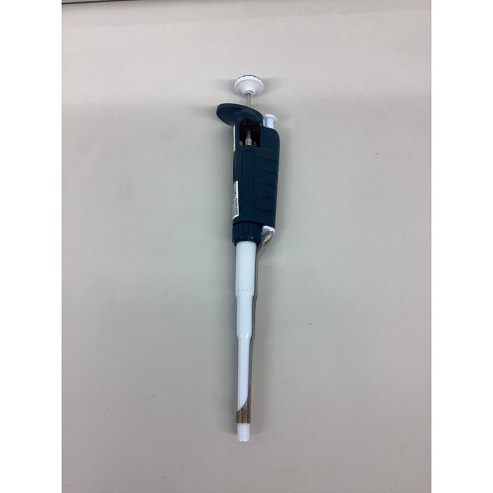 PIPETMAN P1000, 100-1000 μL, Metal Ejector (SB72982)