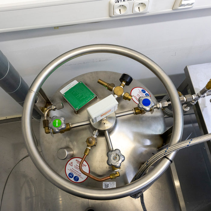 Consartic 120 VLN Liquid Nitrogen Cryogenic Tank