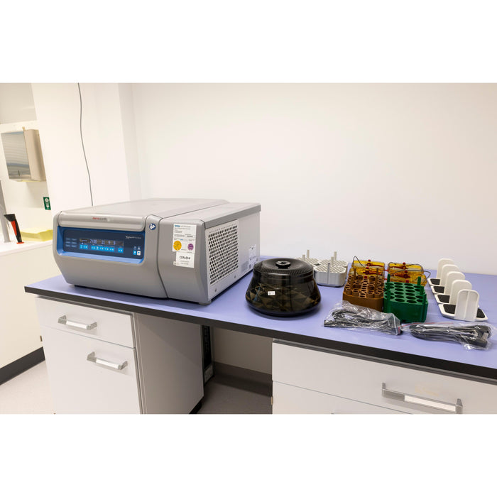 Megafuge ST4R Plus Tischzentrifuge (04.2023)