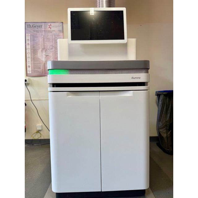 Illumina NovaSeq 6000 (Bj 2024-06 / exzellenter Zustand)