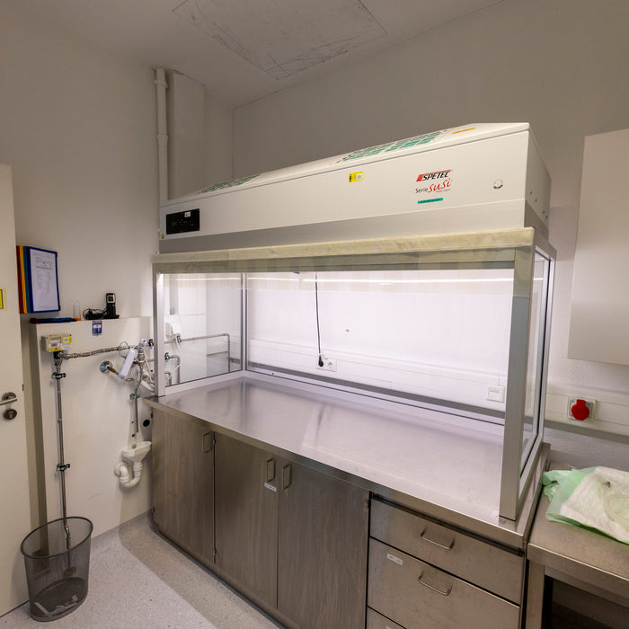 Spetec Laminar flow box FBS 112