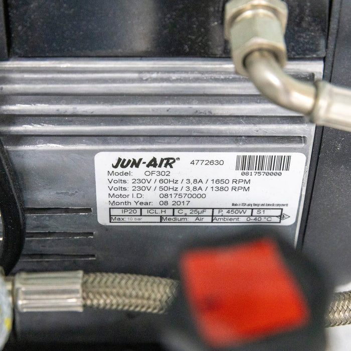 Jun-Air OF302 – Oil-Free Piston Compressor Unit with 4 L Tank