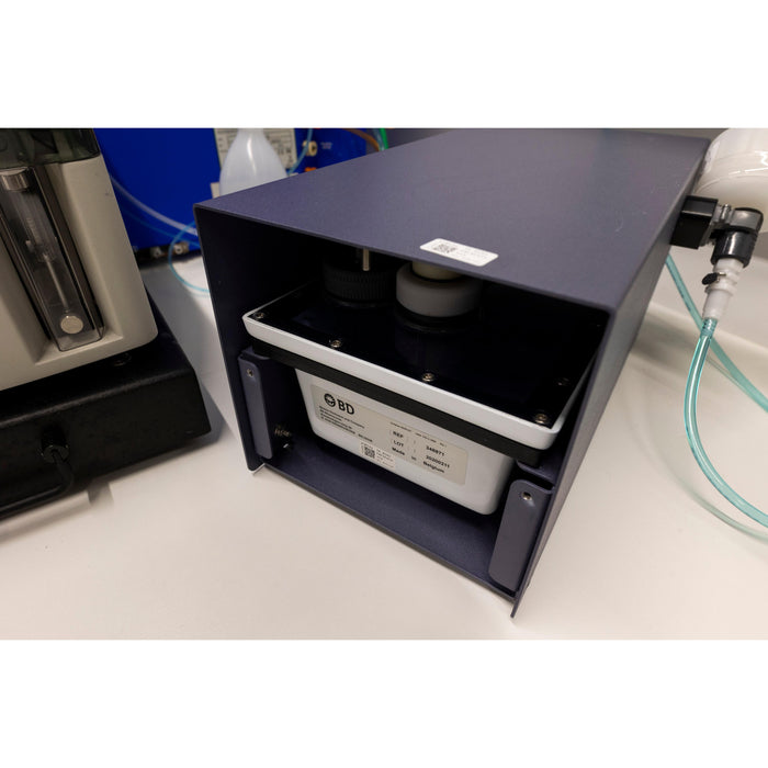 BD FACSCelesta Flow Cytometer mit BD High Throughput Sampler (01.2020)