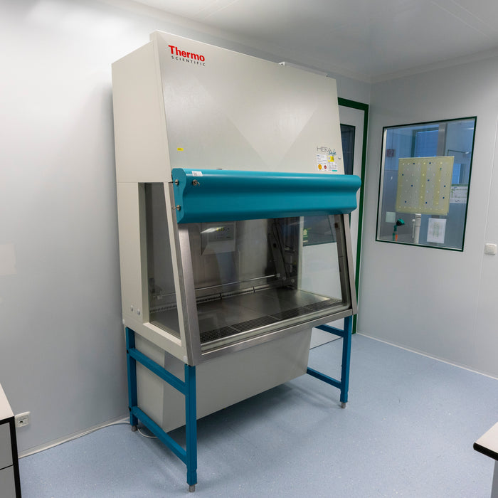 Thermo Scientific Herasafe KSP12 Biological Safety Cabinet 1.2