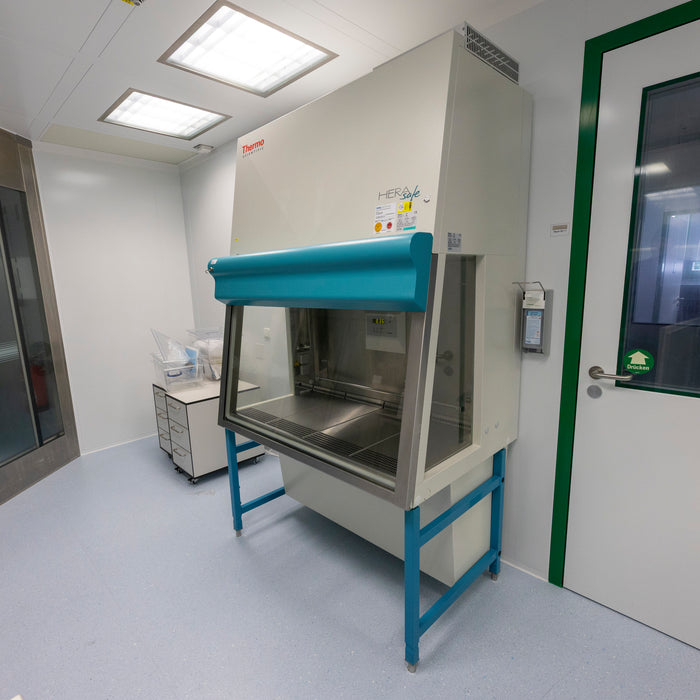 Thermo Scientific Herasafe KSP12 Biological Safety Cabinet 1.2