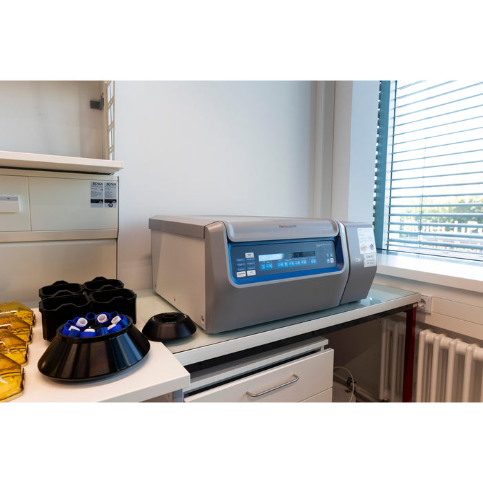 Megafuge ST4R Plus Tischzentrifuge (05.2023)