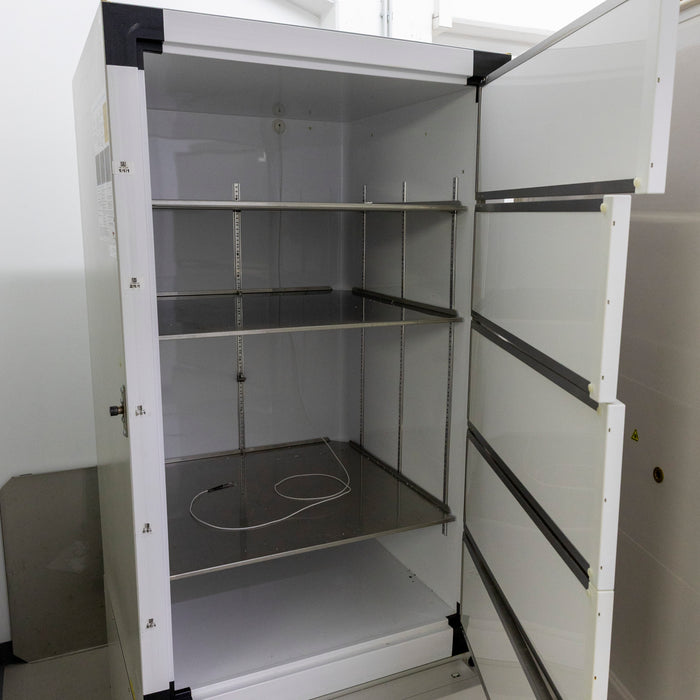Thermo Scientific HFU500TV Ultrafreezer